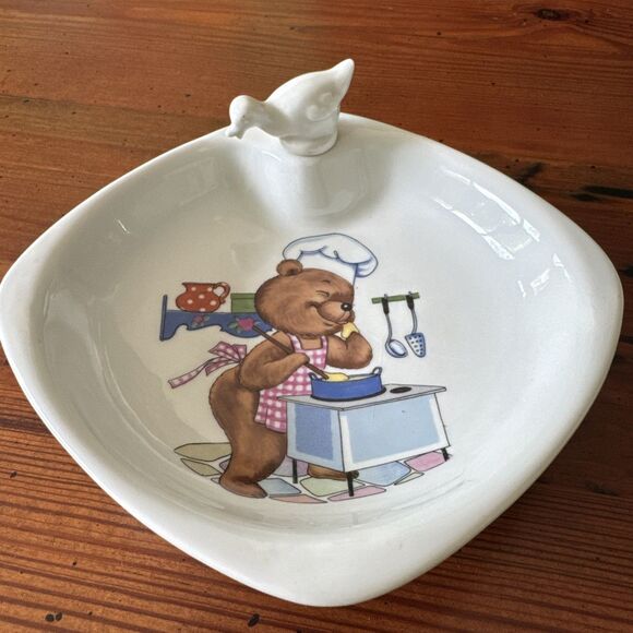 Vintage FD Chauvigny Child’s Porcelain Warming Dish WITH Stopper - Picture 1 of 11